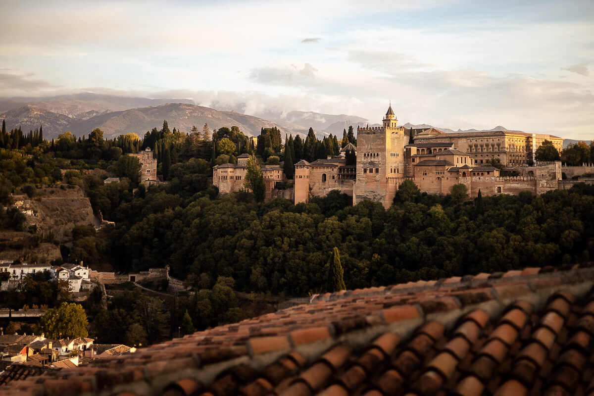 Une vue d'un château à Grenade, en Andalousie.